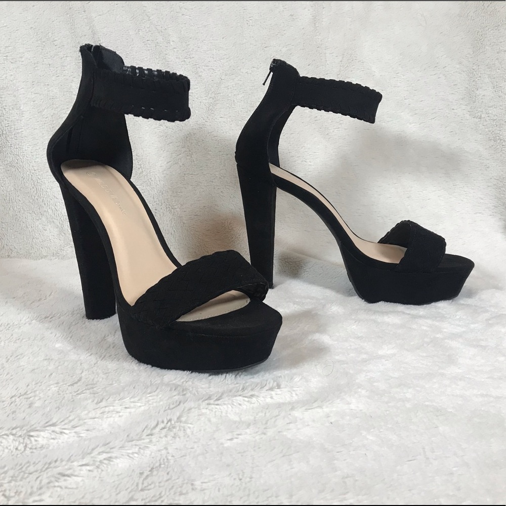 Wild Diva Chunky Platform Heels, Size 10